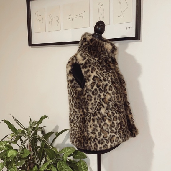 Marco Baxis Faux 🐯Leopard Fur/ Fleece Vest - Picture 2 of 8